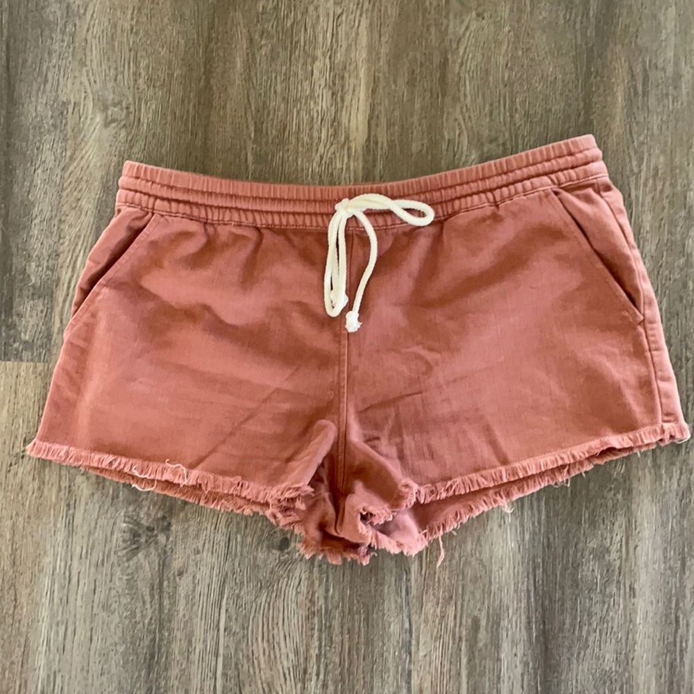 Aerie Dusty Rose Frayed Drawstring Shorts